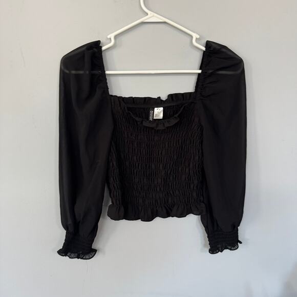 H&M Tops - H&M Divided Solid Black Seersucker Crop Top Size XS Semi Sheer Puff Sleeve